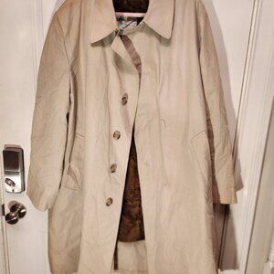 Men’s Vintage London Fog Trench Coat.